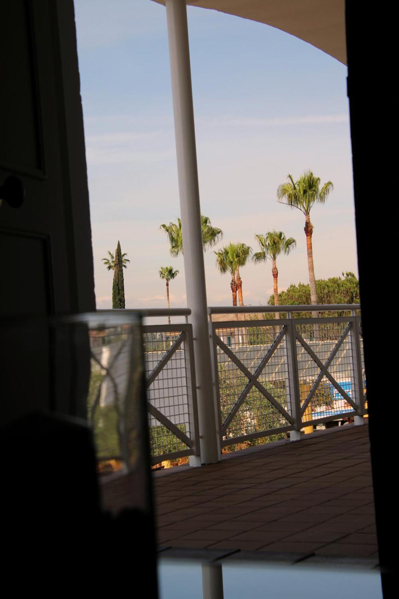 Hospedium Hotel Blu Torre De Sevilla Torre de la Reina Εξωτερικό φωτογραφία