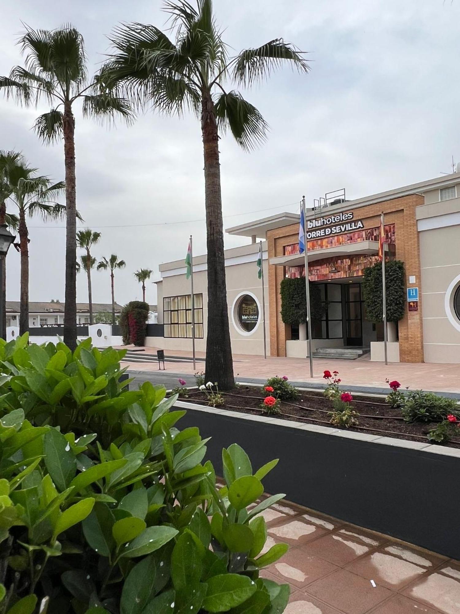 Hospedium Hotel Blu Torre De Sevilla Torre de la Reina Εξωτερικό φωτογραφία